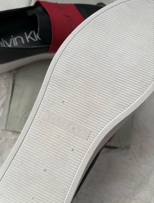 фірмові кеди на високій підошві