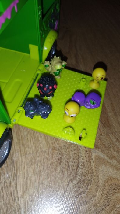 Śmieciarka zabawkowa