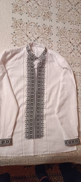 Вишиванка чоловіча, 42 р або L