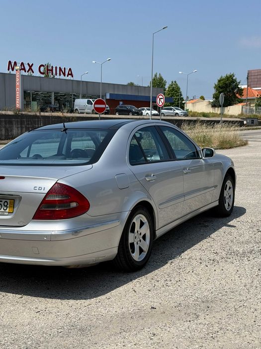 Mercedes-Benz Classe W211 E270