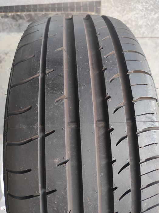 Opony Falken Azenis fk453cc 215/50 r18 92w