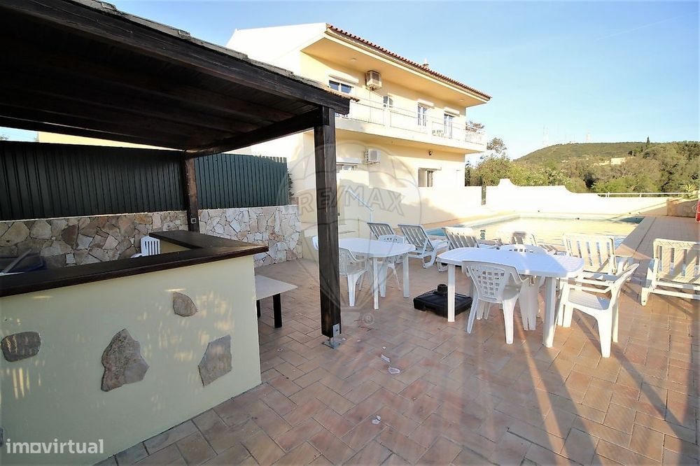 Moradia T7 para venda