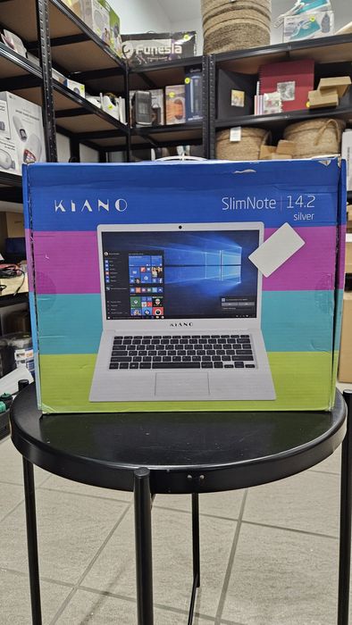 Laptop Kiano SlimNote 14,2 " Intel Atom X 2 GB / 32 GB srebrny