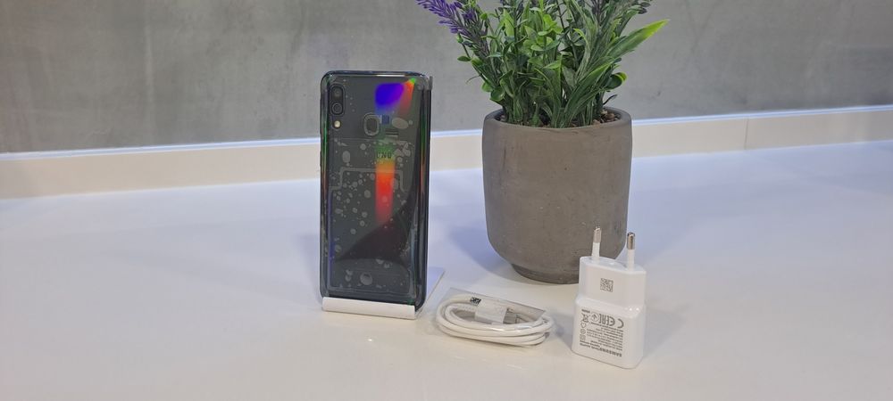 Samsung A40 SM-A405F