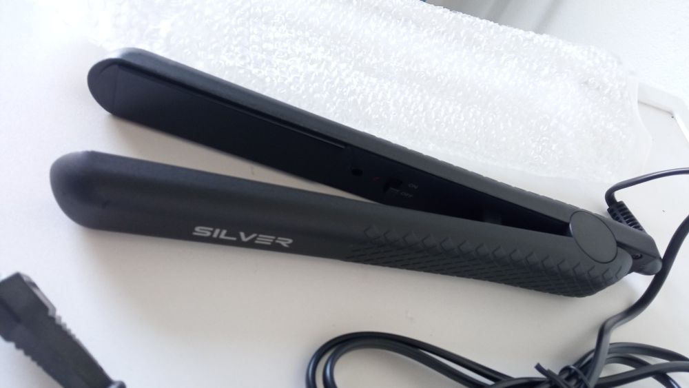 Prancha de Alisamento de Cabelo SILVER - NOVO