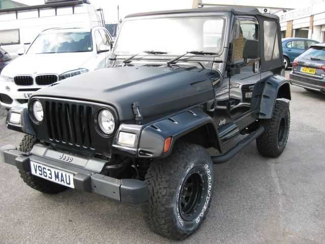 À venda: Jeep Wrangler TJ 1999 (4.0L) registrado no Reino Unido