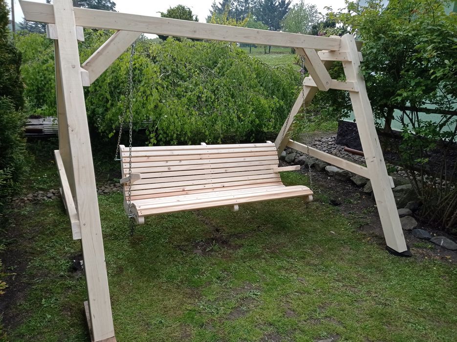 Huśtawki ogrodowe, Ławki
