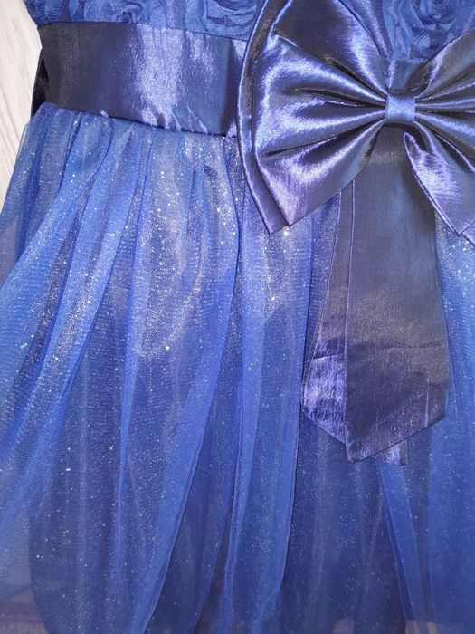 Святкові сукні для дівчинки