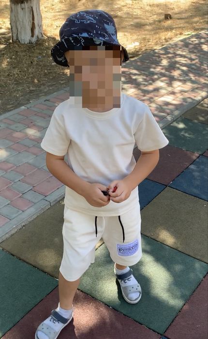 Костюм хлопчику 5 років