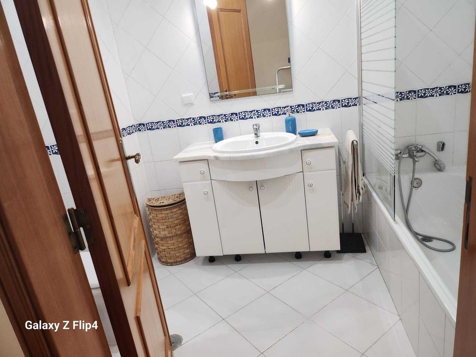 Quarto com casa de banho privativa
