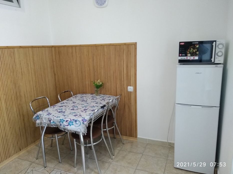 2-х кім. квартира  в  Берегово Вільно З  25-2 ЖОВТНЯ
