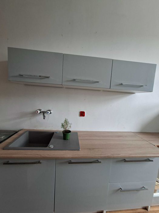 sprzedam zestaw używanych mebli sali (obi) 240 cm