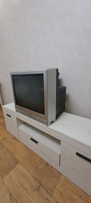 Продам телевізор TOSHIBA
