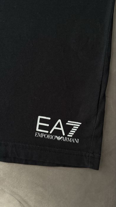 Кофта чорна чоловіча Ea7 Emporio Armani оригінал