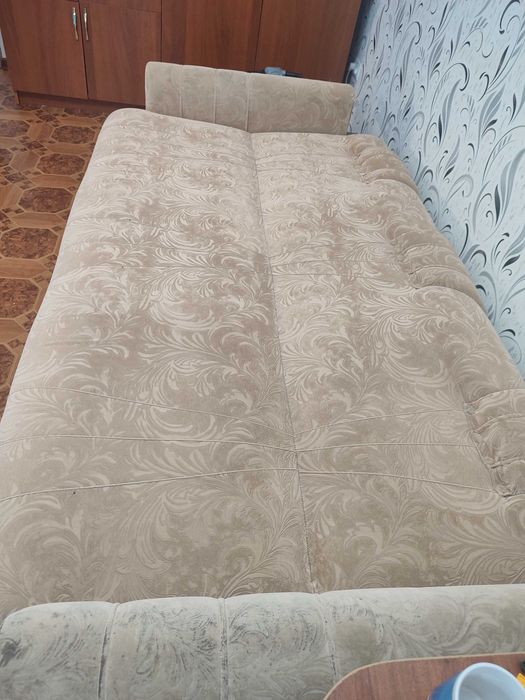 Диван раскладной б/у