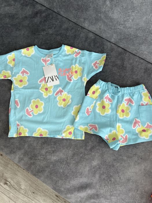 Дитячий костюмчик Zara 3роки 98 розмір!