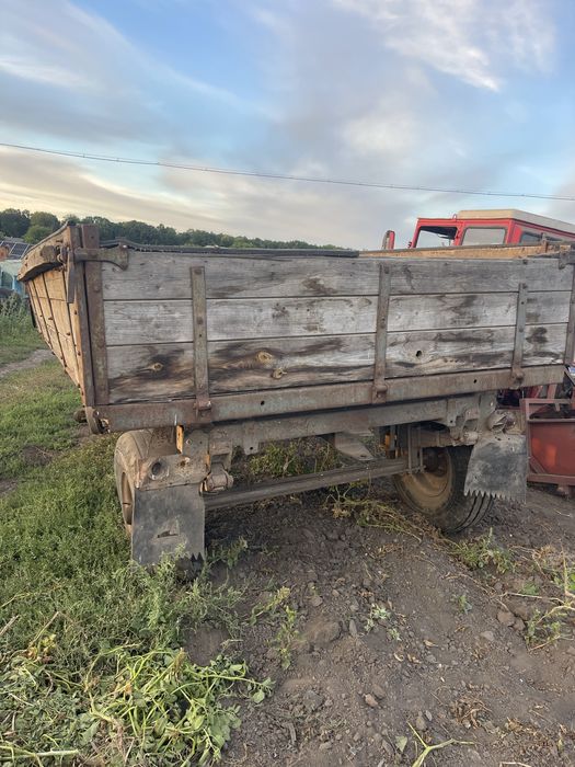 Продам прицеп 2ПТС4