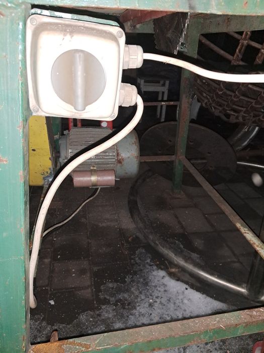 Krajzega piła cyrkularka 230v jednofazowa