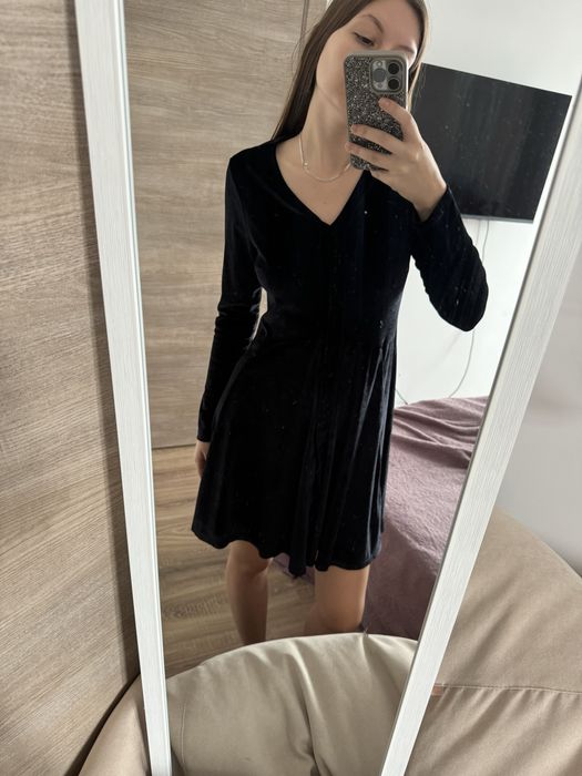 Бархатна сукня.