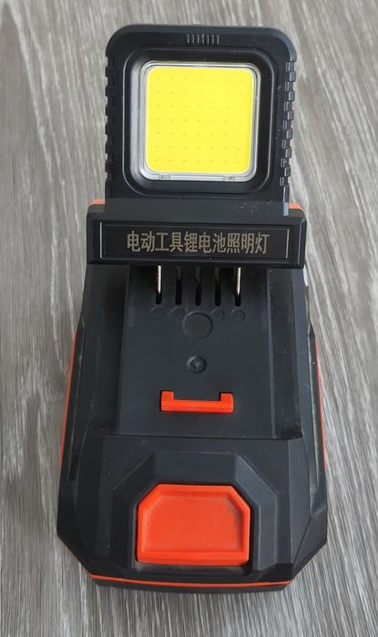 Светодиодный фонарь для аккумуляторных батарей.