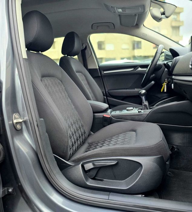 AUDI A3 SPORTBACK 8V S LINE 1.6TDI 110CV "LOOK RS3"