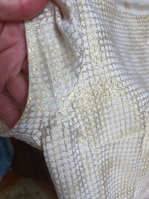 Жіноче плаття з золотою люрексною ниткою, розмір 38