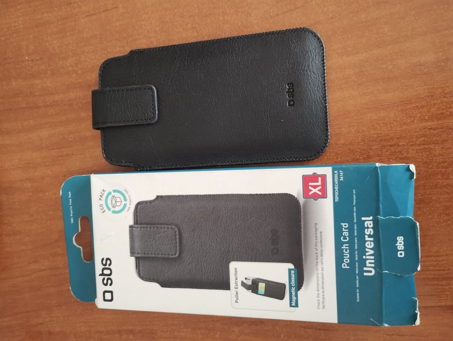 Etui na telefon czarne