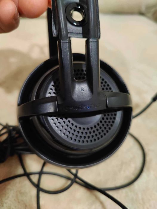 SteelSeries Siberia V3 praticamente novos