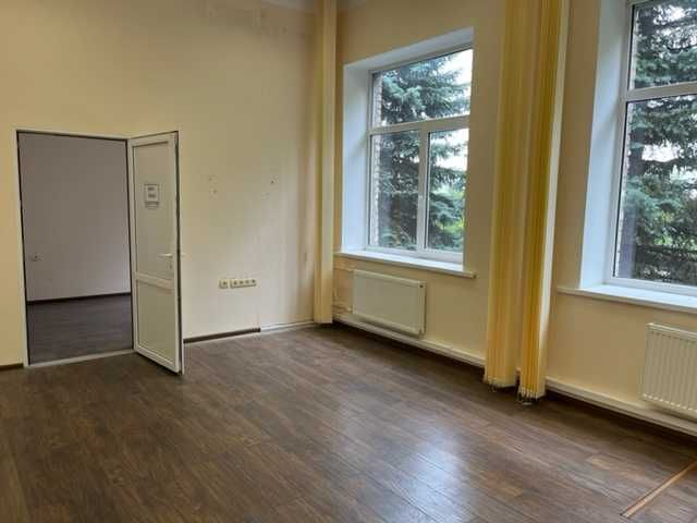 Оренда офісу 10 м.кв та 68 м.кв. у Білогородці, без передоплати, з ПДВ - Вид 5