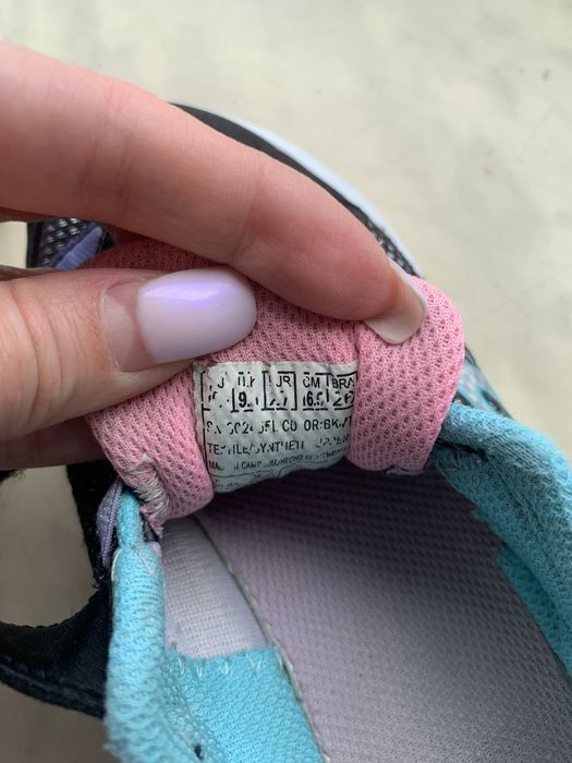 Кроссовки Skechers для девочки