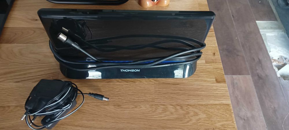 Antena pokojowa THOMSON DVB-T ANT1538BK