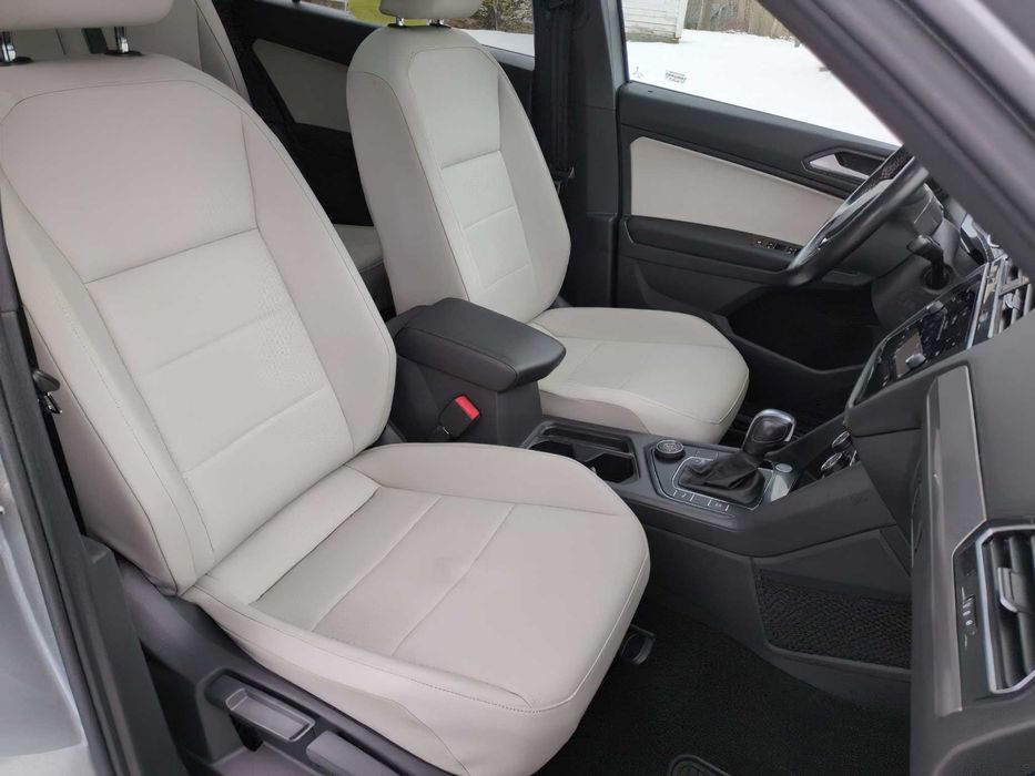 Volkswagen Tiguan      2020