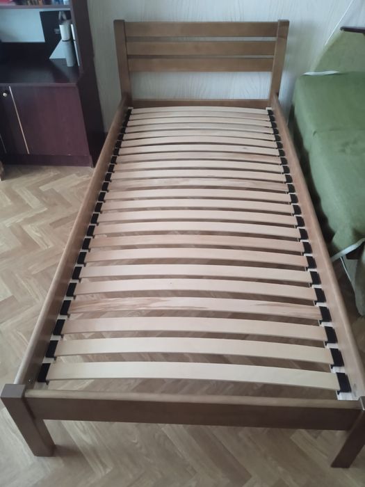 Ліжко Корніка з бука