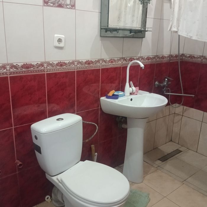 Сдам комнату в своем доме около Эдбург левый берег