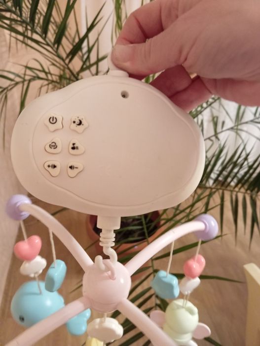 Продам мобіль дитячий механічний