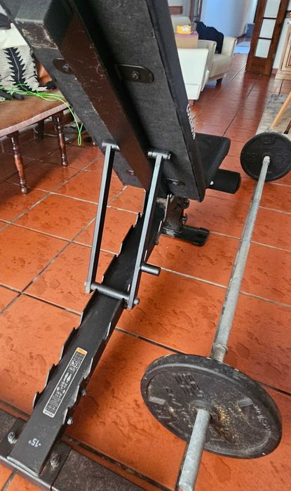 Banca de musculacao ajustavel