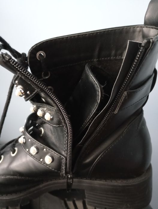 Botas com apliques Primark