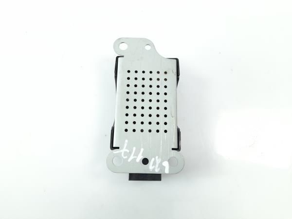 Amplificador de antena VOLKSWAGEN Golf Plus (5M1, 521)