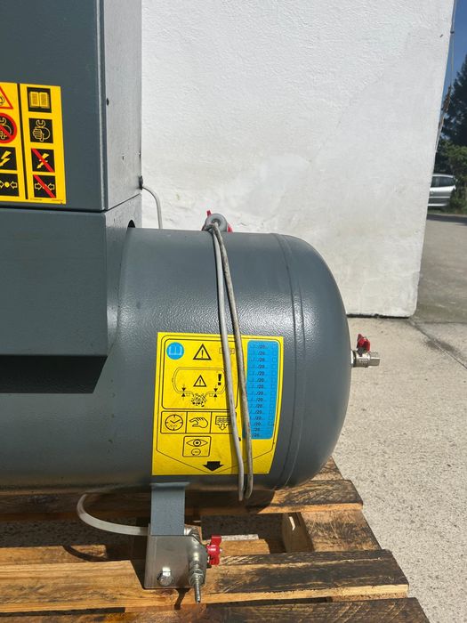 Sprężarka śrubowa atlas copco G2
