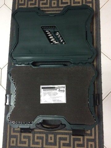 Caixa de Ferramentas MANNESMAN 215 Peças - Muito Completa! - NOVA