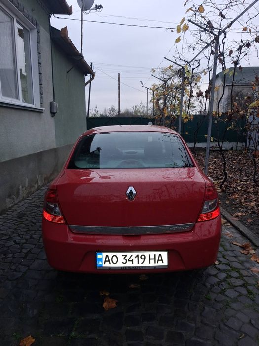 Автомобіль RENAULT Thalia