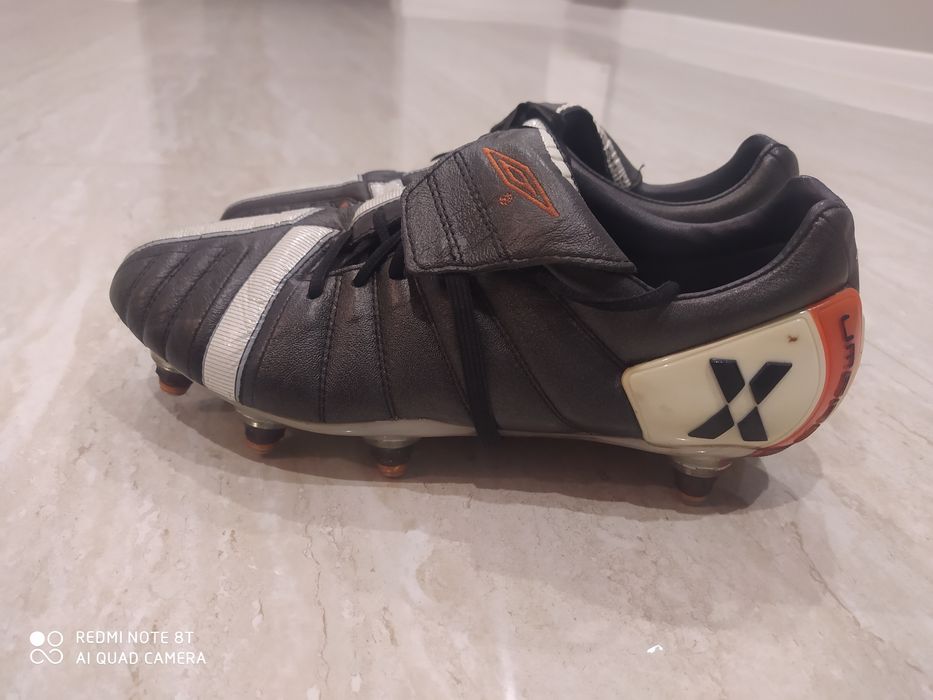Buty, korki UMBRO rozmiar 40