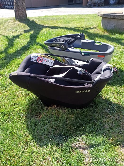 Fotelik, nosidełko Maxi cosi coral 360