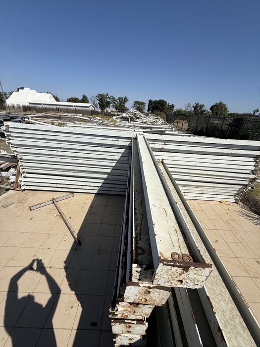 Метал, двутавр, арки из двутавра стойки