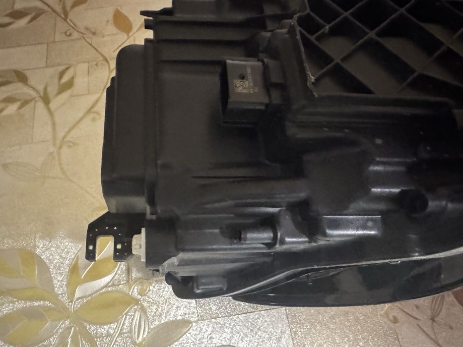Фара ліва передня матрична Audi Q5 80A941035E
