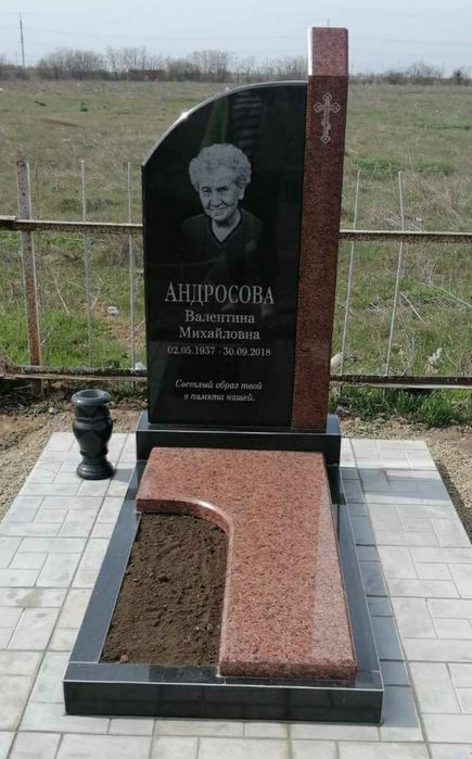 ПАМЯТНИКИ из гранита