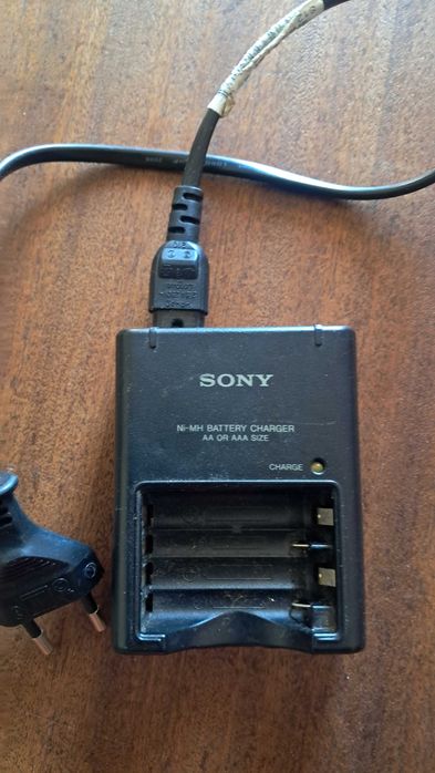 carregador de pilhas, marca sony