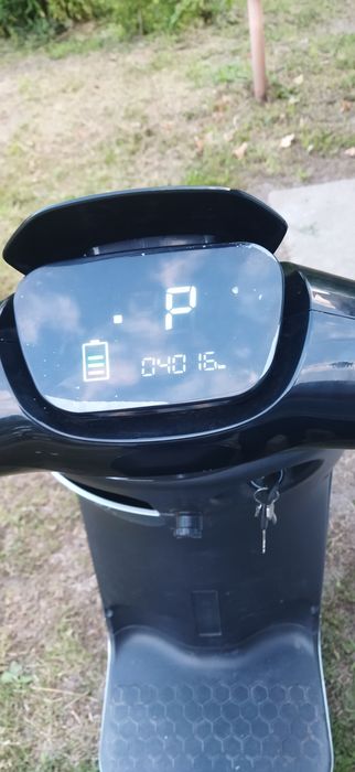 Електроскутер  Crosser CR9
