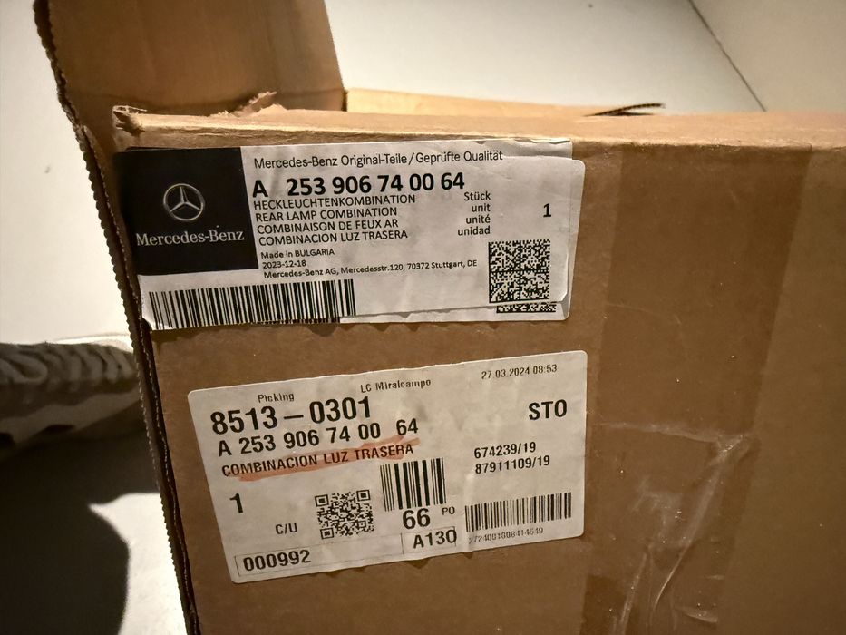 Farolim de Tras drto e esq mala Mercedes GLC 2016
