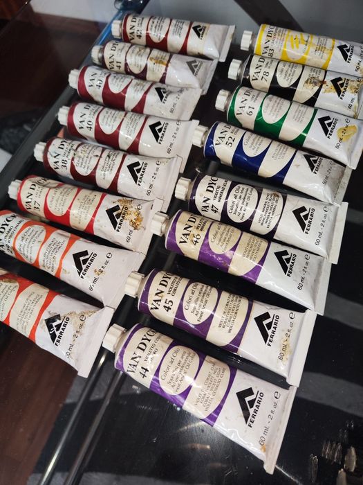 16 Tintas de óleo Van Dyck- Ferrario 60 ml (seladas)